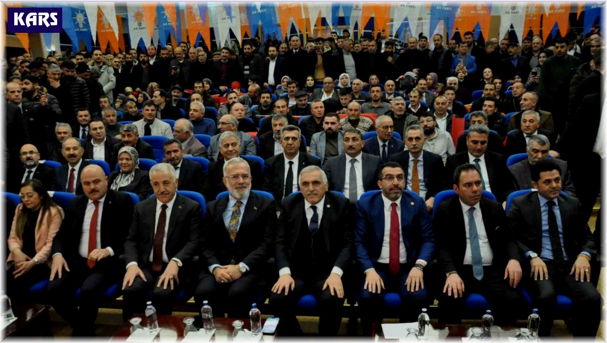 AK Parti Kars'ta belediye başkan adaylarını tanıttı