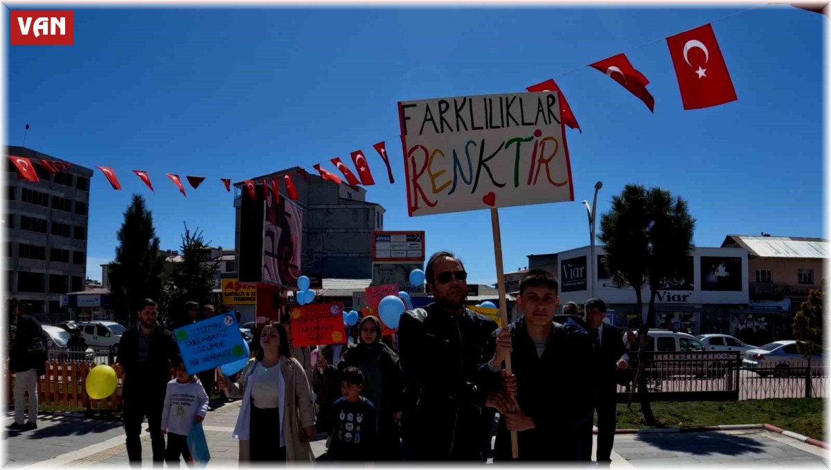 Erciş'te '2 Nisan Otizm Farkındalık Günü' etkinliği düzenlendi