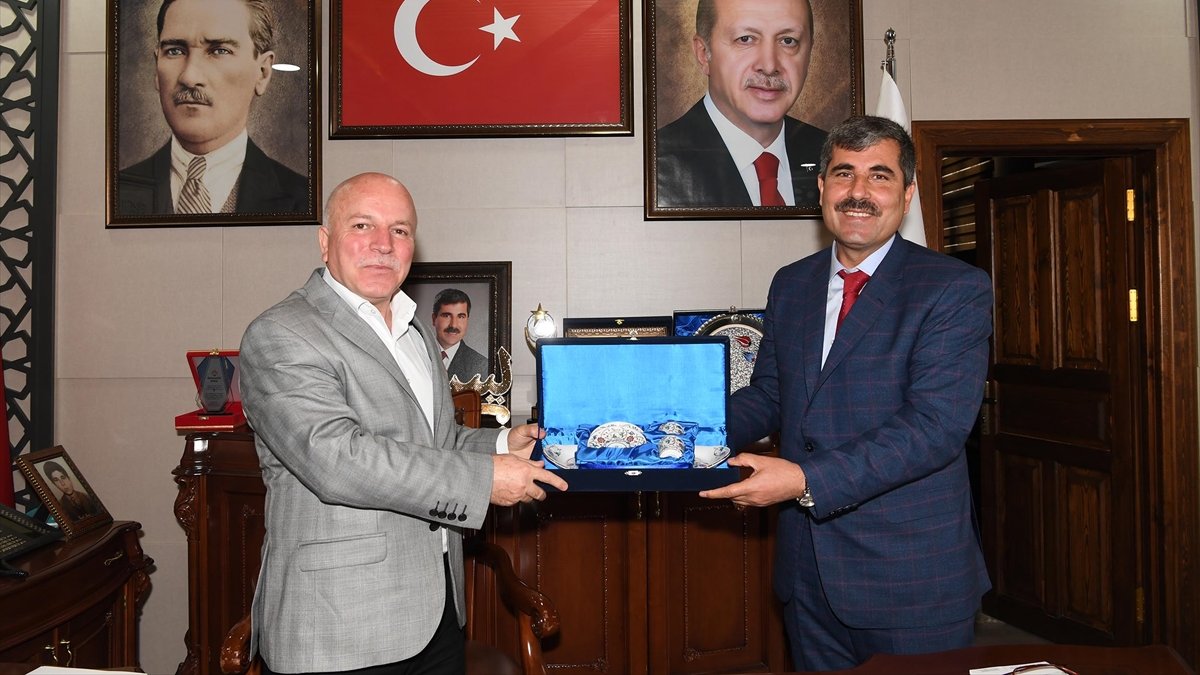 Erzurum Büyükşehir Belediye Başkanı Sekmen'in Muş ziyareti