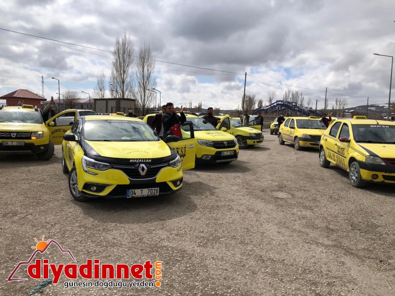 Diyadin'de taksicilerden sağlık çalışanlarına destek