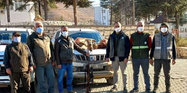 Tunceli'de yaban keçisi avlayan 2 kişiye 125 bin lira ceza kesildi