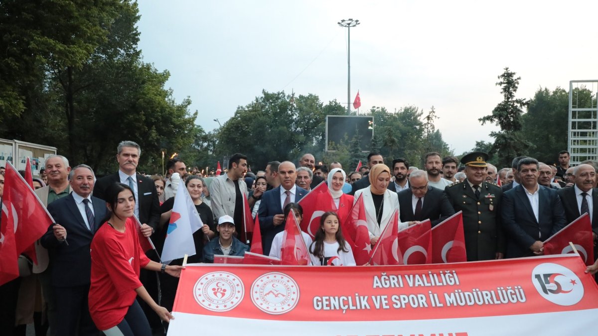 Ağrı'da 15 Temmuz etkinliklerinde birlik ve beraberlik mesajı verildi