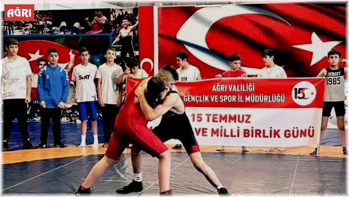 Ağrı'da 15 Temmuz Şehitleri anısına sportif müsabakalar düzenlendi