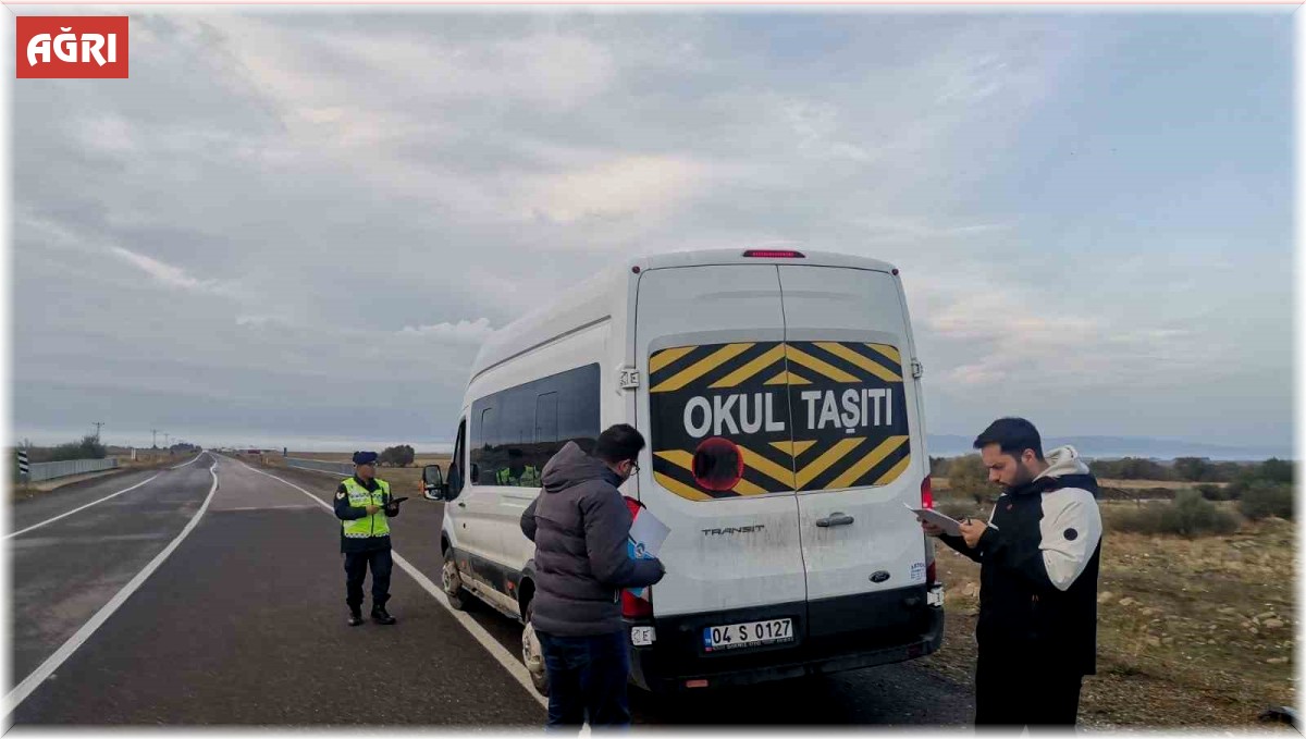 Ağrı'da okul servis araçları denetiminde 34 bin TL ceza kesildi