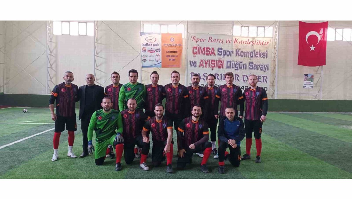 Ağrı İl Emniyet Müdürlüğü futbol takımı, 10. grup finaline yükseldi