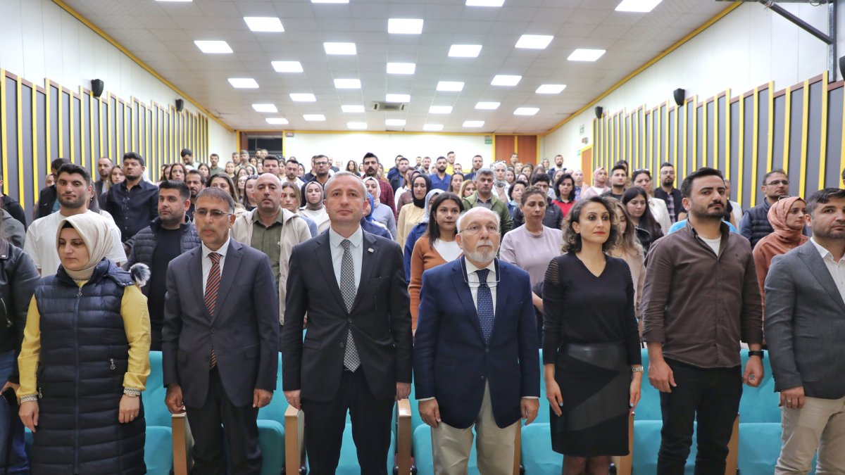 Ağrı’da öğretmenlere yönelik 'Okuduğunu Anlama Becerisi' konferansı düzenlendi