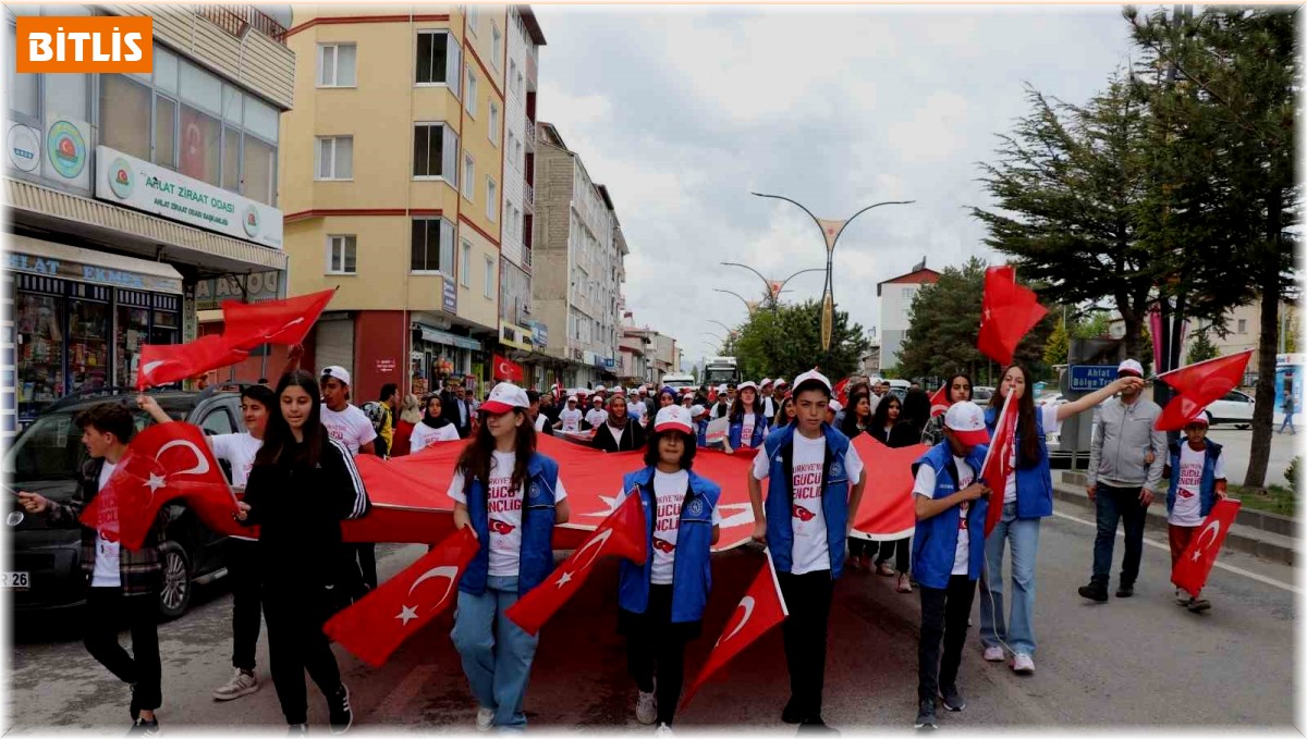 Ahlat'ta 19 Mayıs coşkusu