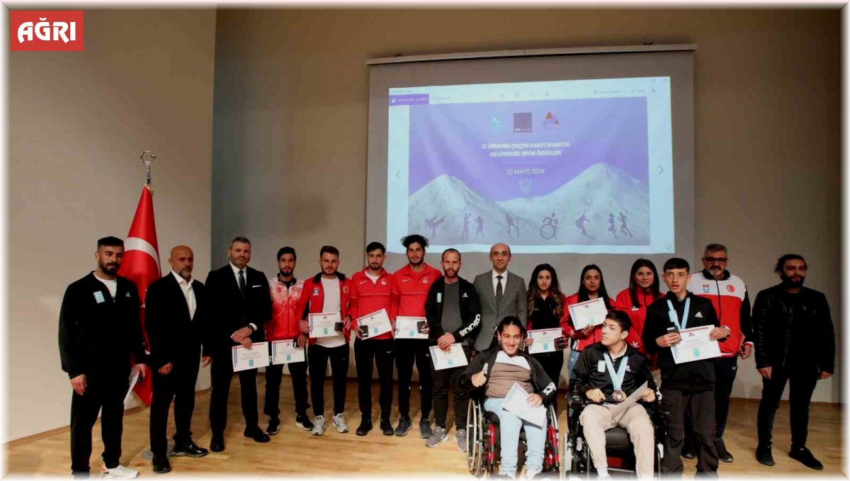AİÇÜ'de IC Vakfı 19 Mayıs Geleneksel Spor Ödülleri töreni düzenlendi