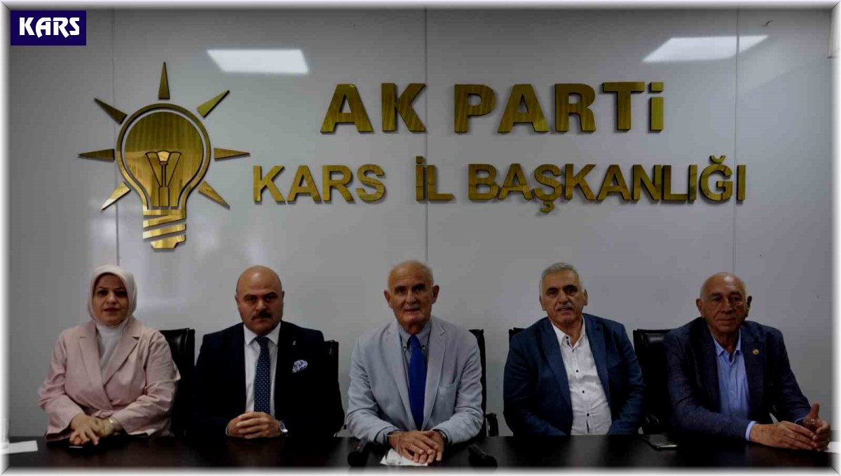 AK Parti Genel Başkan Yardımcısı Yılmaz , Kars'ta basınla buluştu