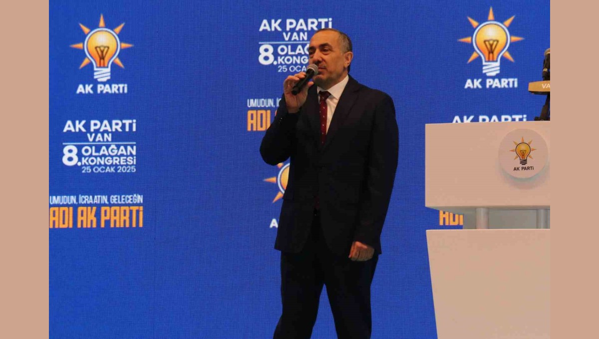 AK Parti Van İl Başkanlığına Abdulahat Arvas seçildi