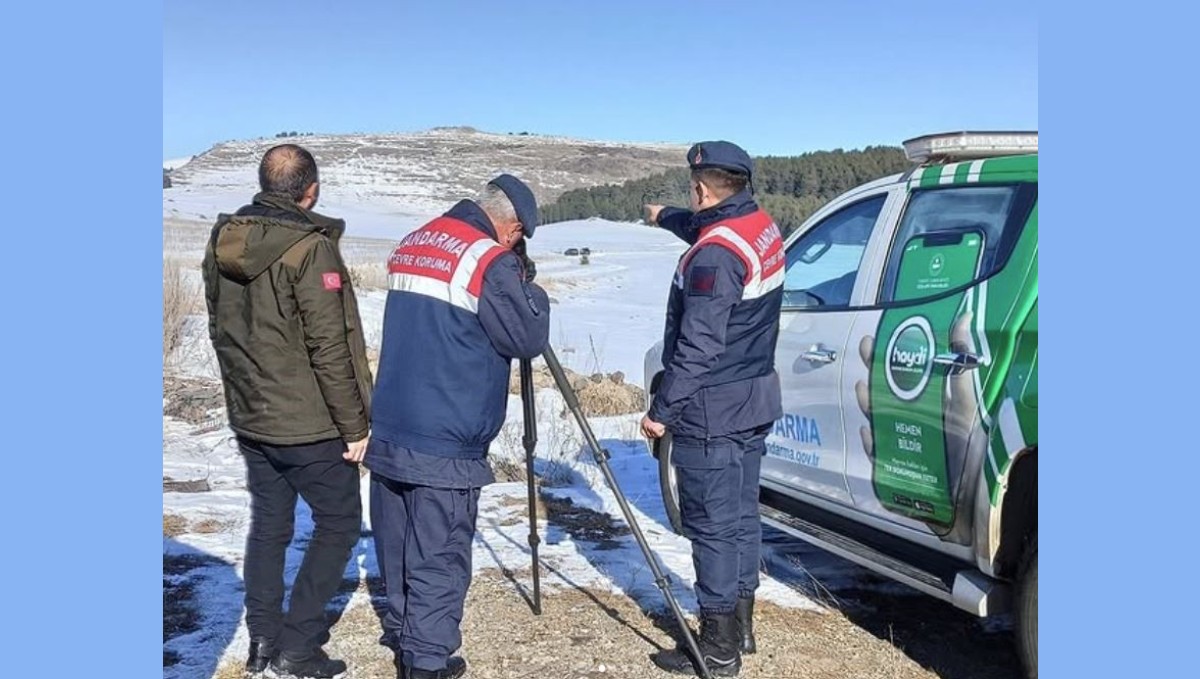 Ardahan'da Jandarma, kaçak avcılığa karşı denetimlerini sürdürüyor