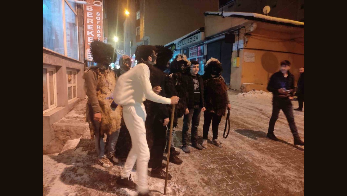 Ardahan'ın asırlık geleneği yılbaşında tekrar yaşatıldı