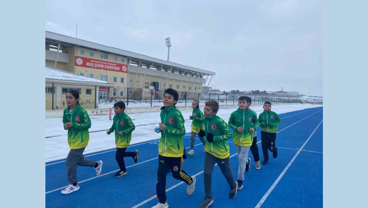 Atletizm antrenmanları devam ediyor