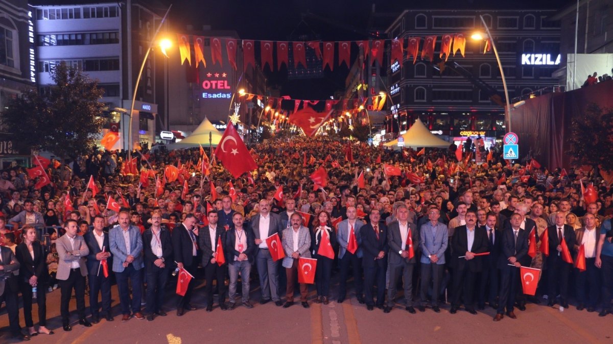 Başkan Orhan'dan 15 Temmuz mesajı