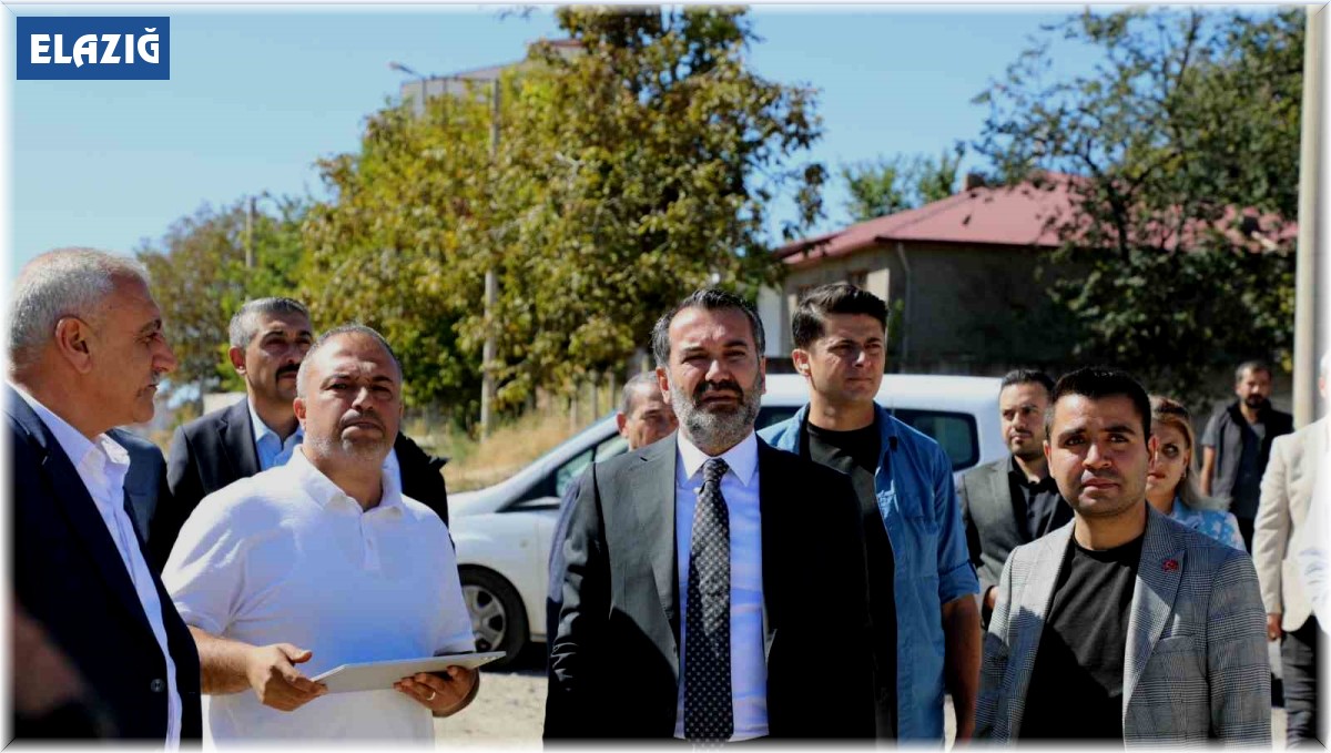 Başkan Şerifoğulları, Hicret Mahallesi'nde incelemelerde bulundu