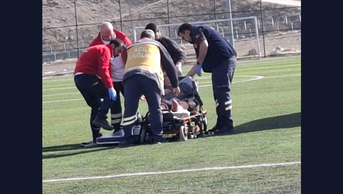 Beyin kanaması geçiren hastanın imdadına ambulans helikopter yetişti