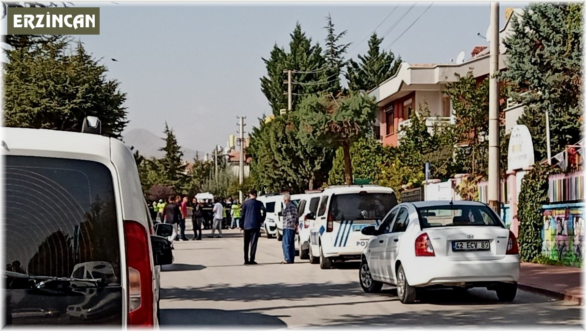 Bıçaklı saldırıda yaralanan polis memuru Erzincanlı