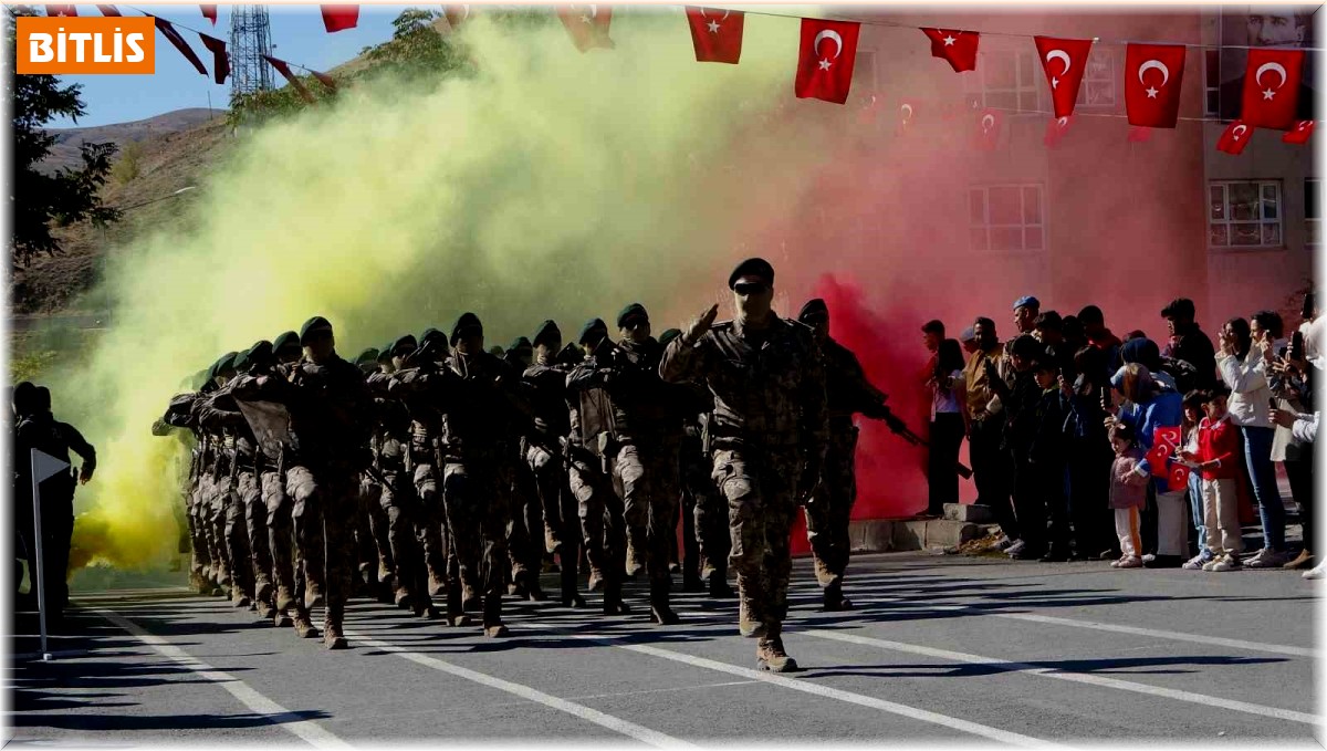 Bitlis'te Cumhuriyet Bayramı coşkusu