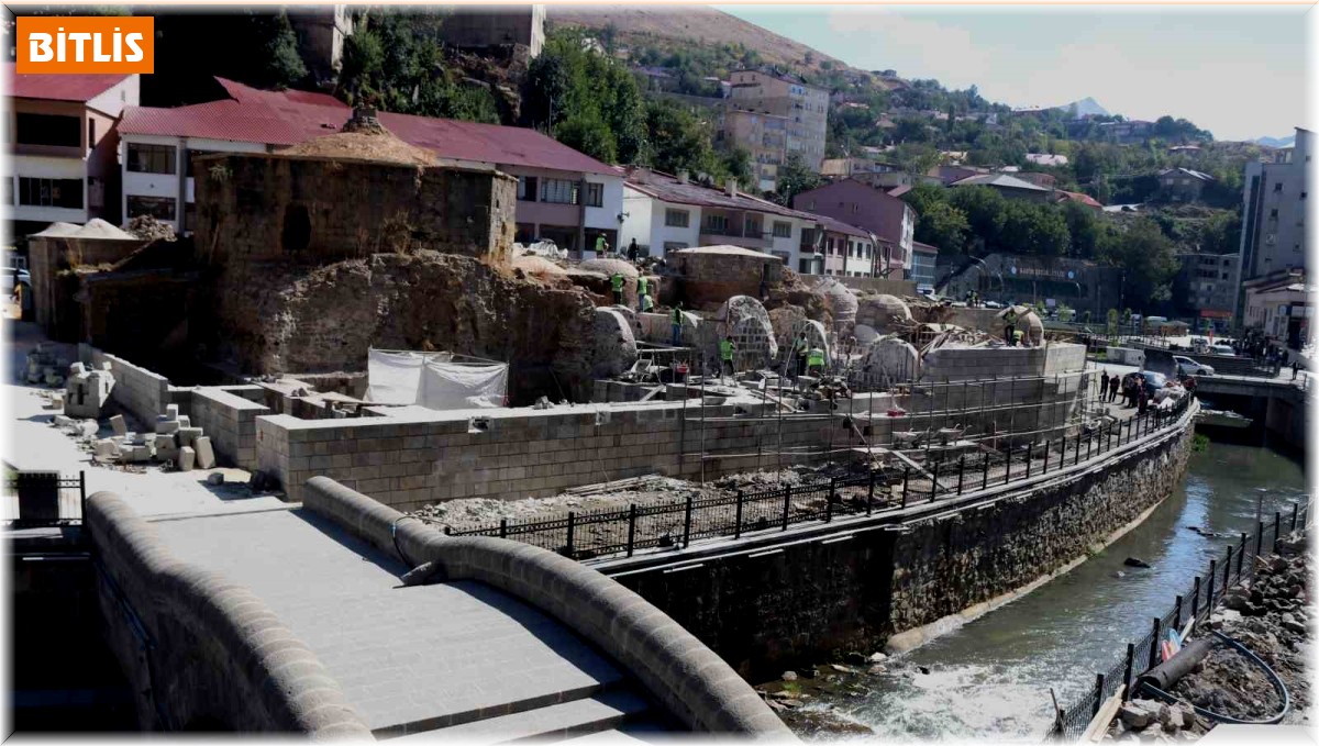 Bitlis'te yıllara meydan okuyan tarihi yapılar yeniden ayağa kaldırılıyor