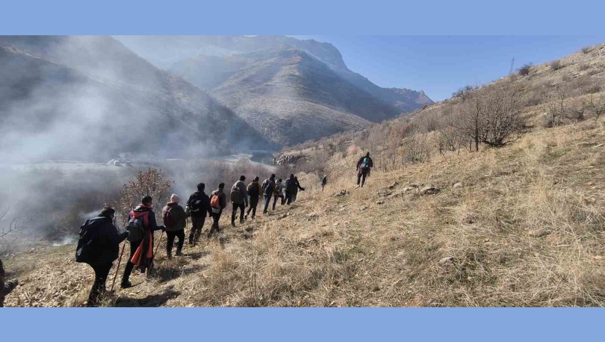 Dağcılardan Şemdinli'deki kanyonlara doğa yürüyüşü