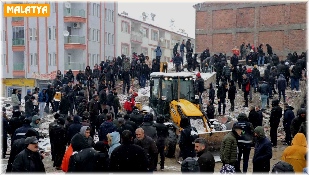 Depremin ardından 31 isme gözaltı kararı