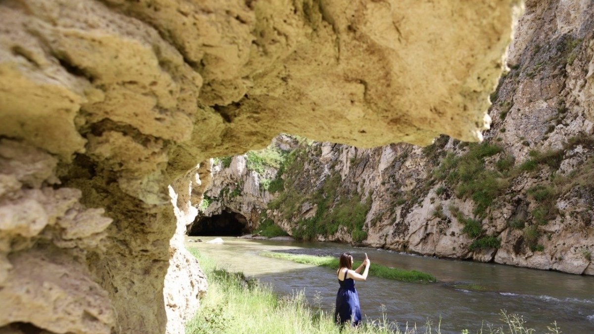 Doğal Kudret Köprüsü manzarasıyla hayran bırakıyor