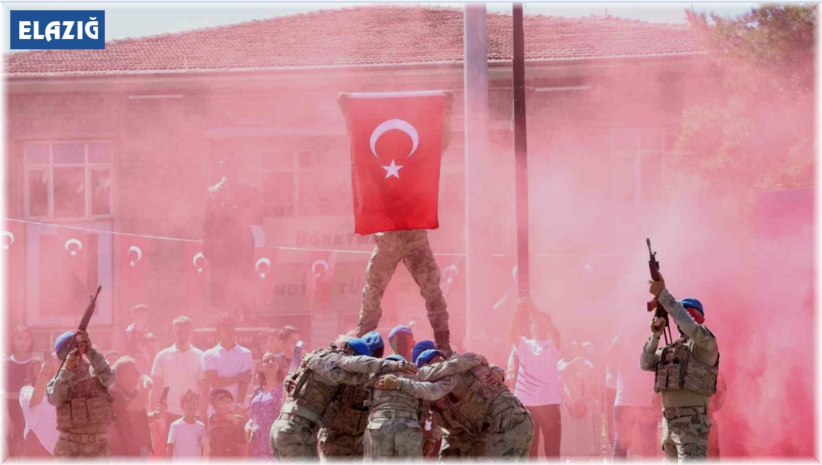 Elazığ'da 30 Ağustos Zafer Bayramı coşkusu