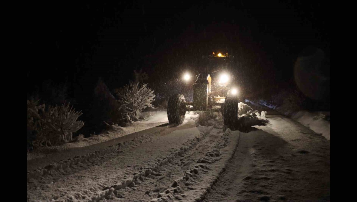 Elazığ'da 45 köy yolu ulaşıma açıldı