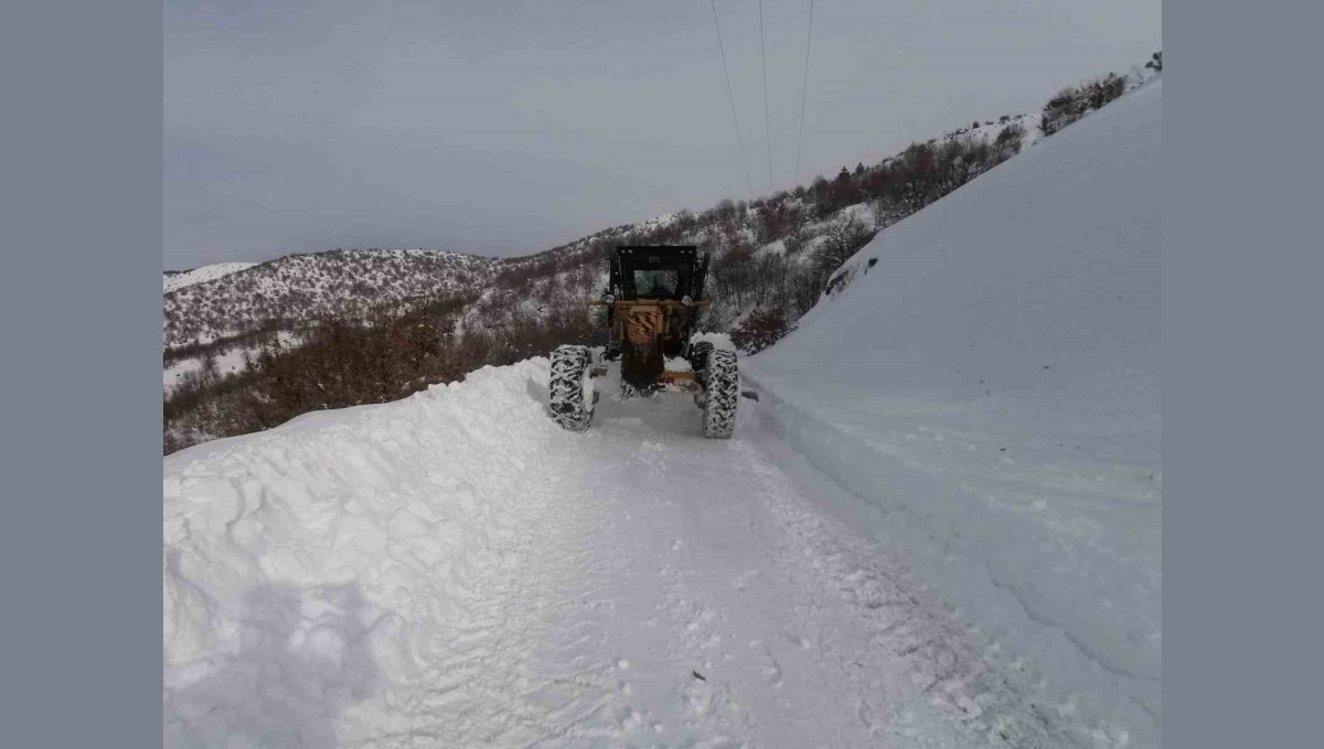 Elazığ'da 505 köy yolu ulaşıma kapandı