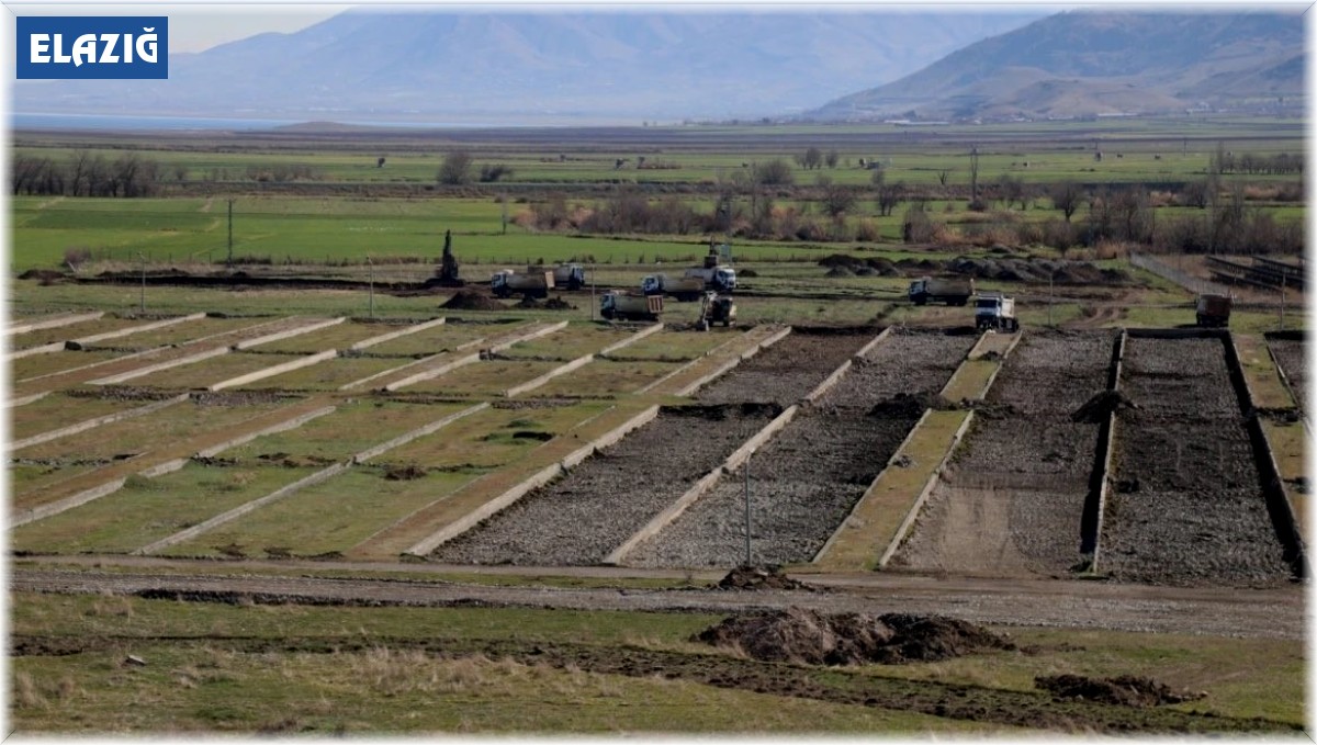 Elazığ'da biyolojik atık su arıtma tesisi için ilk kazma vuruldu