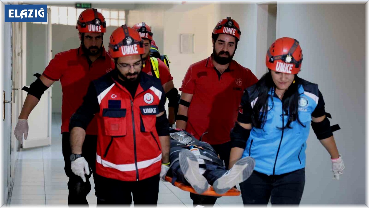 Elazığ'da deprem ve yangın tatbikatı