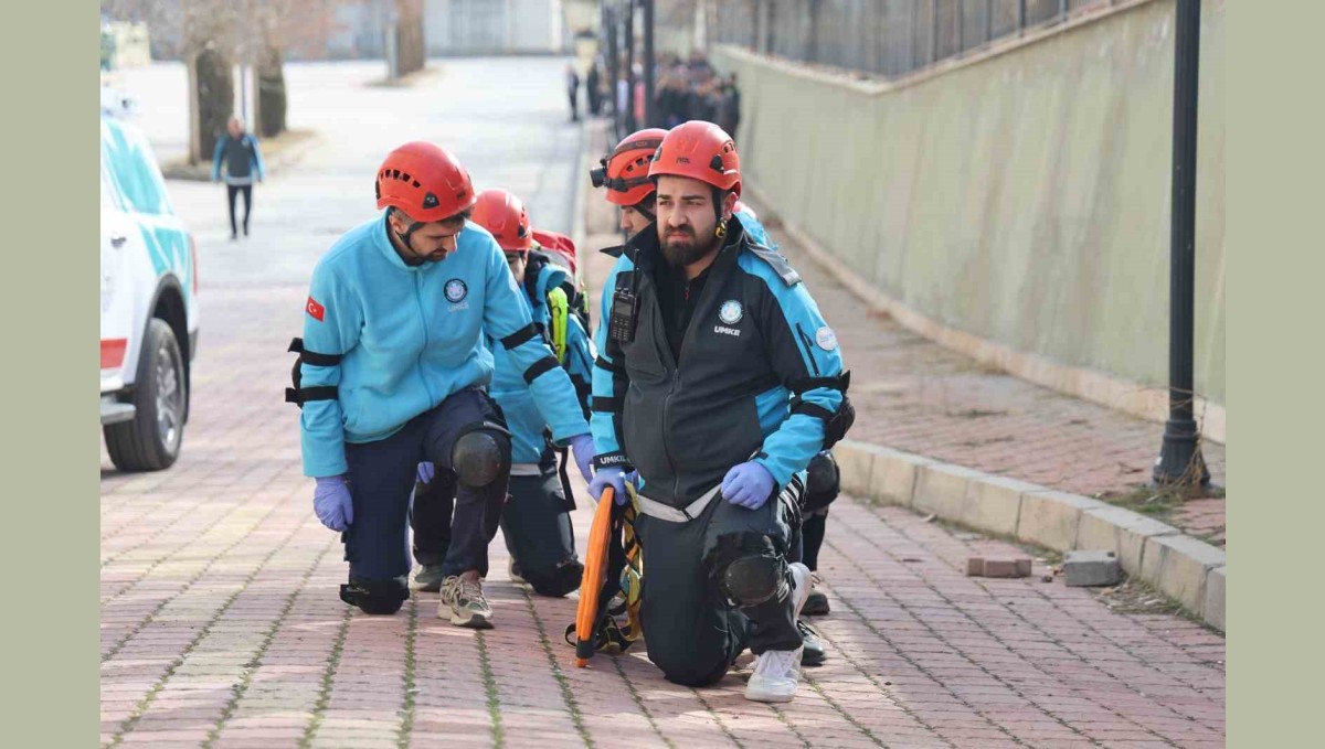 Elazığ'da deprem ve yangın tatbikatı