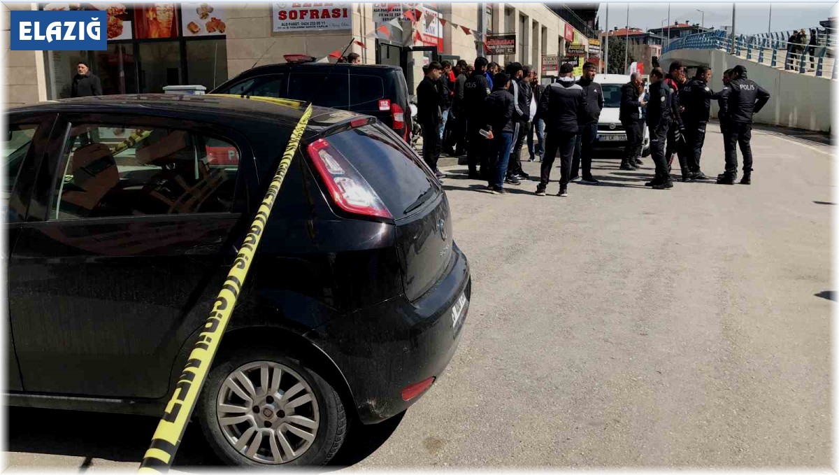 Elazığ'da silahlı bıçaklı kavga: 2 yaralı