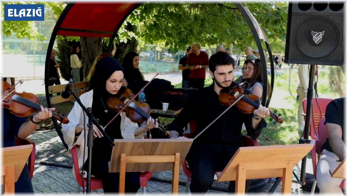 Elazığ'da tıp öğrencileri etkinlikler ile karşılandı