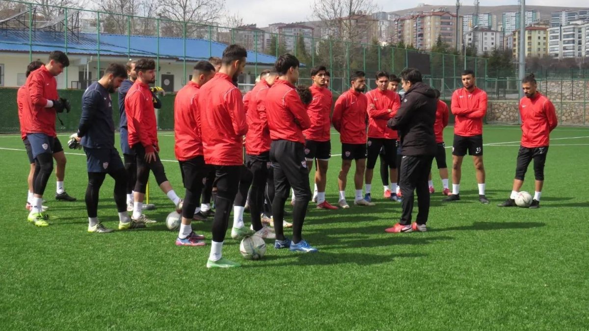 Elazığ Karakoçan FK, sezonu açıyor