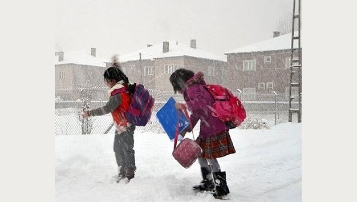 Erzincan'da eğitime kar tatili