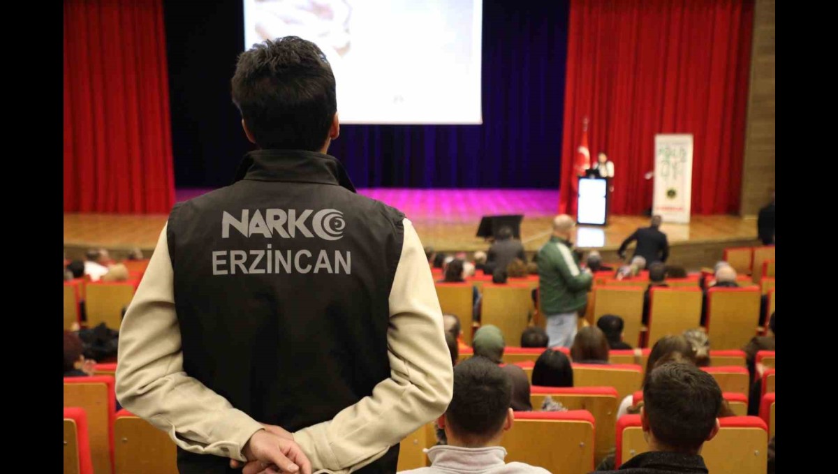 Erzincan'da "En İyi Narkotik Polisi Anne" programı düzenlendi