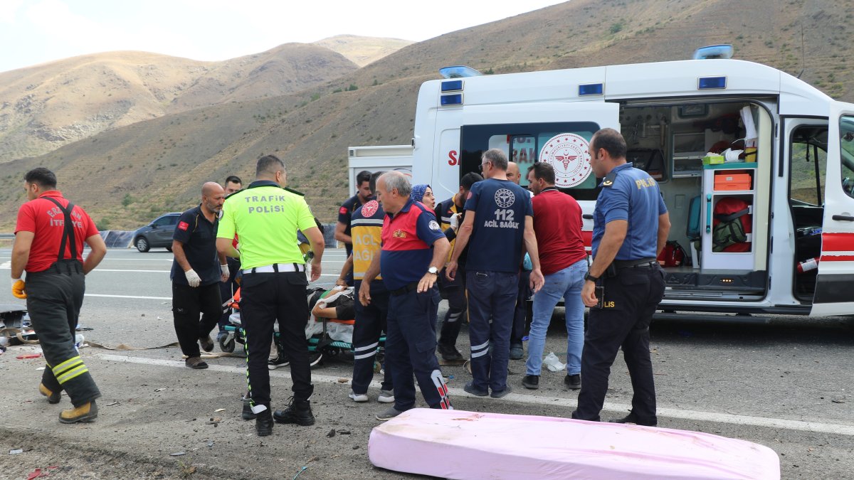 Erzincan'da katliam gibi kaza: 4 ölü, 2 yaralı