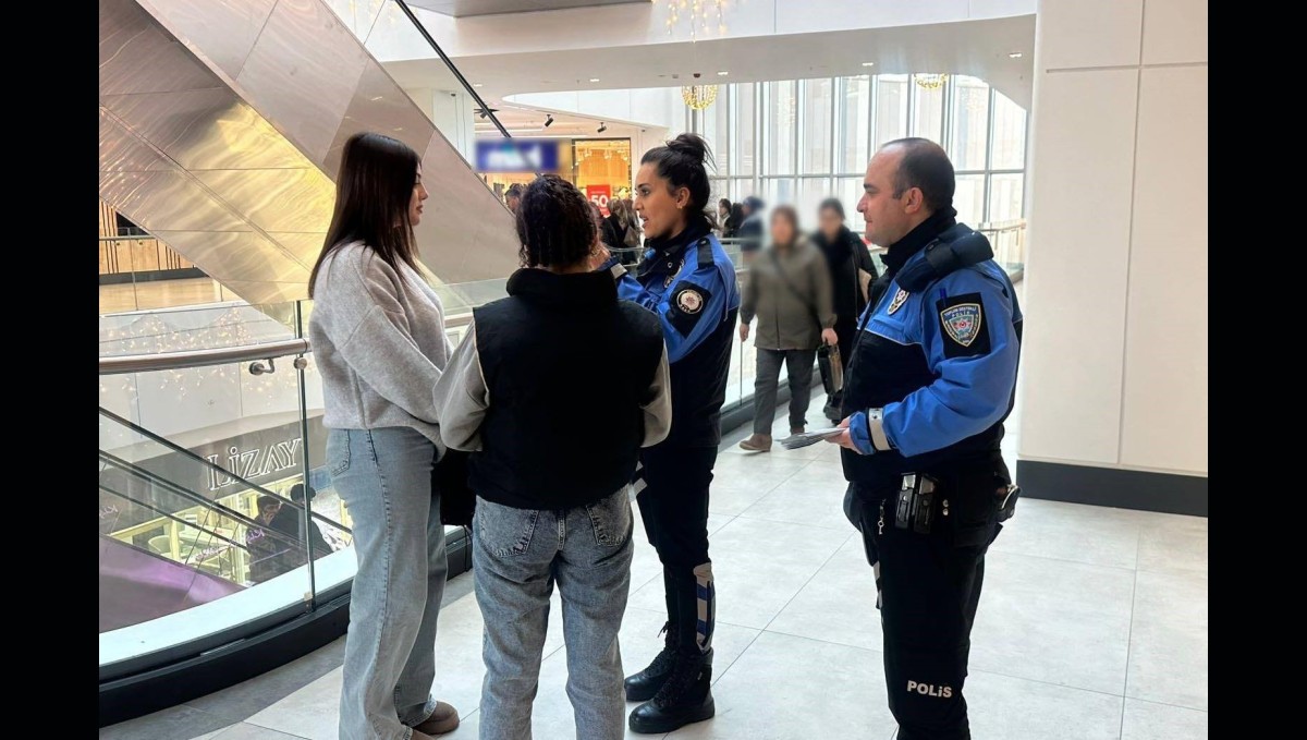 Erzincan'da polis ekiplerinden KADES ve dolandırıcılık bilgilendirmesi yapıldı