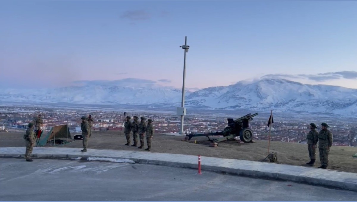 Erzincan'da ramazanda top atışı geleneği yaşatılıyor