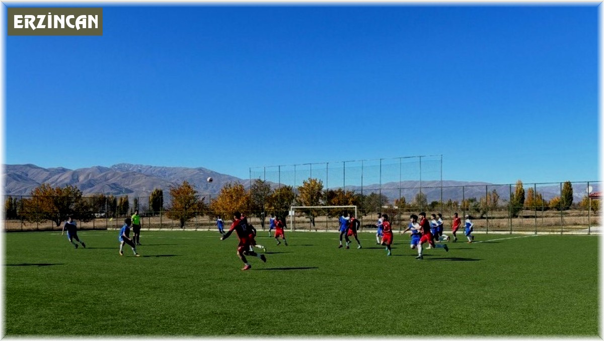 Erzincan'da yurtlar arası turnuvalar başladı