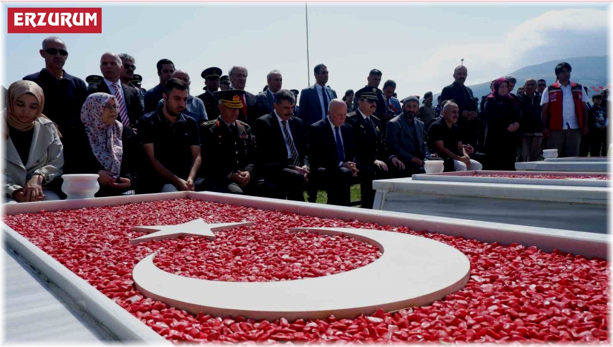 Erzurum'da 15 Temmuz şehitleri anıldı