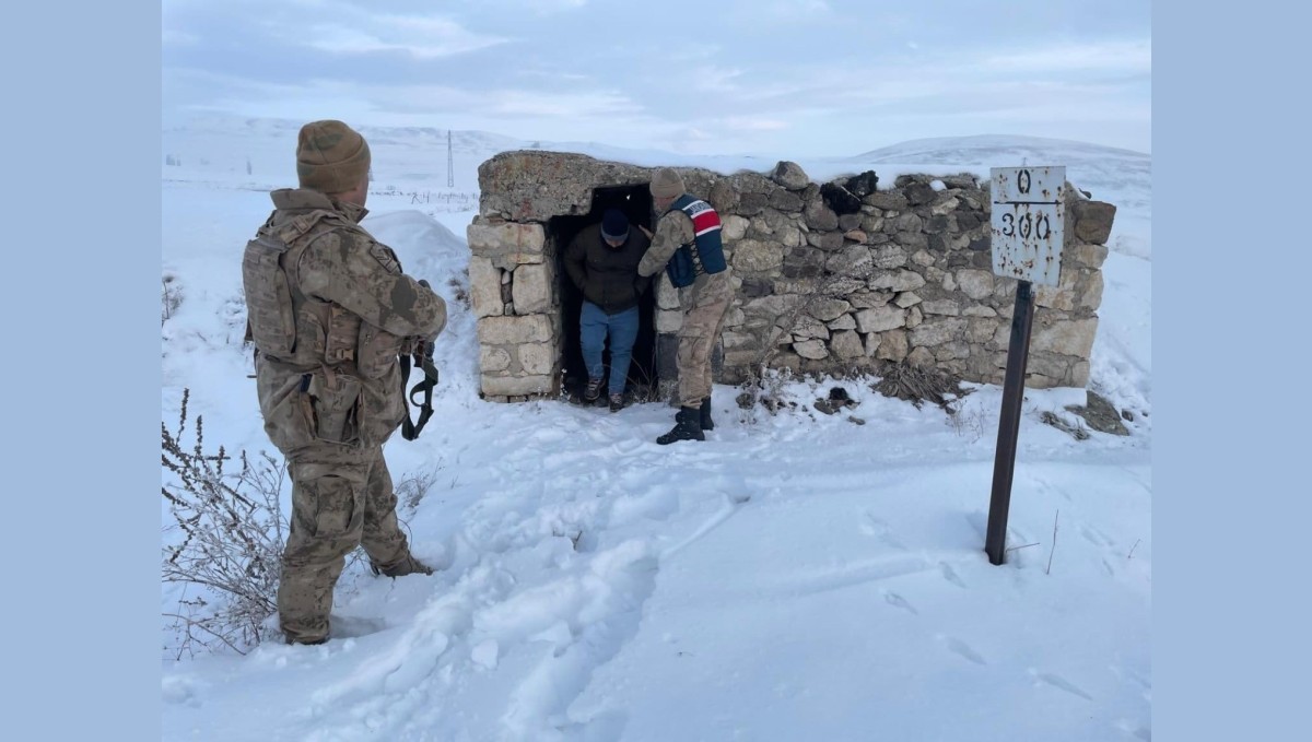 Erzurum'da 51 düzensiz göçmen yakalandı