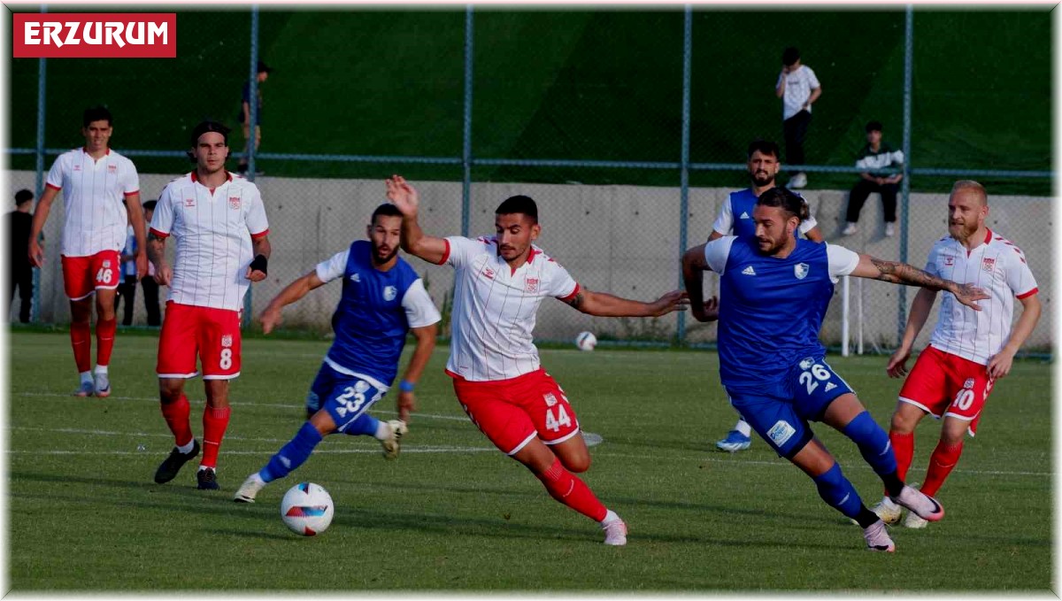 Erzurum'da özel günde özel maç