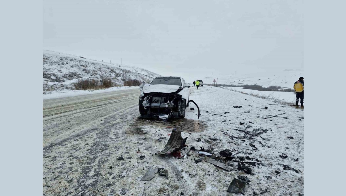 Erzurum'da trafik kazası: 2 ölü