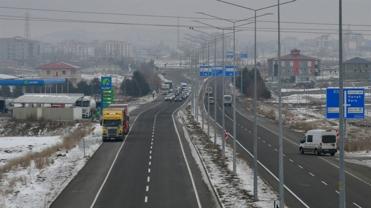 'Fermuar Sistemiyle Yaşama Yol Ver'