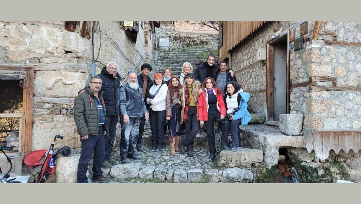 Fotoğrafçıların gözünden çekilen pozlarda sakin şehir Kemaliye'nin doğal ve tabiat güzelliği mest etti