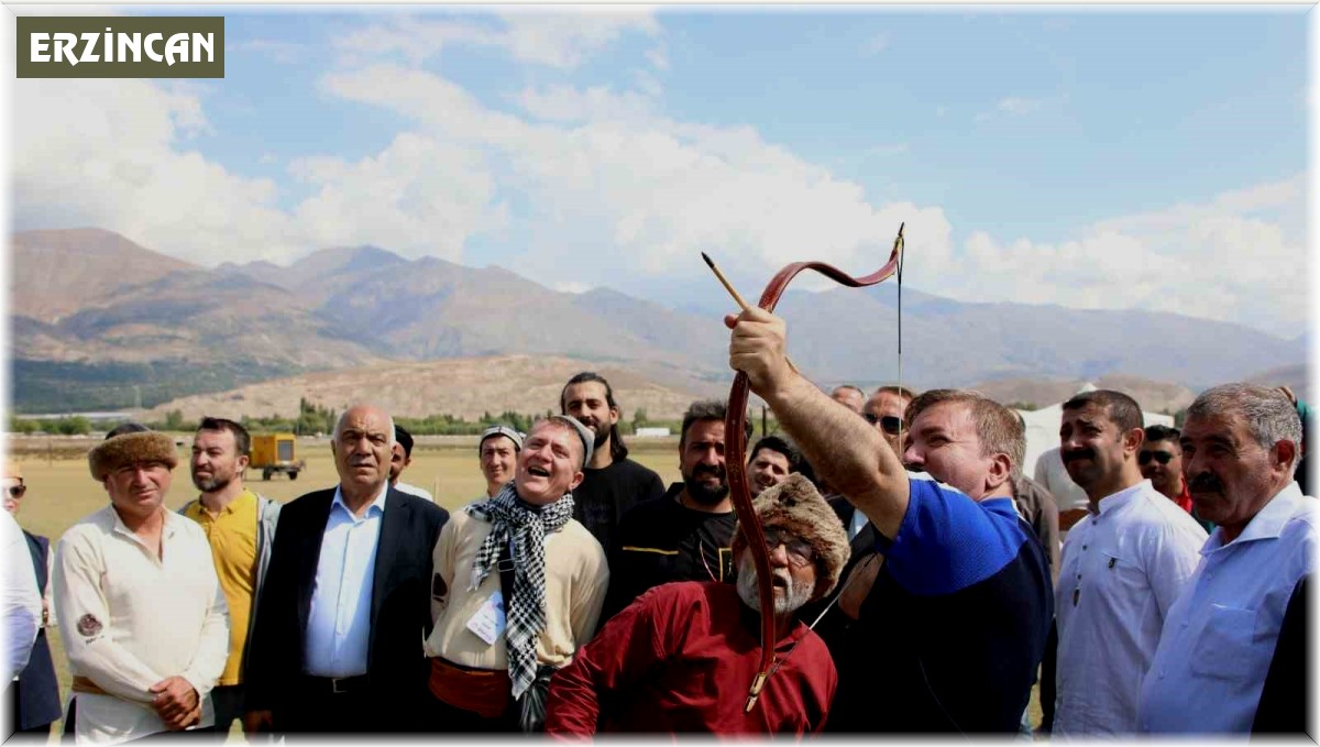 Geleneksel Türk Okçuluğu Şampiyonası Erzincan'da düzenlendi