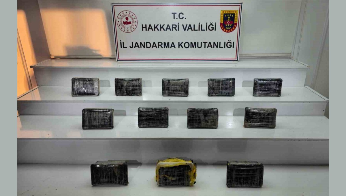 Hakkari jandarmadan zehir tacirlerine darbe