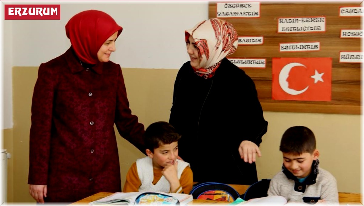 Hanımlardan köy okullarına ziyaret